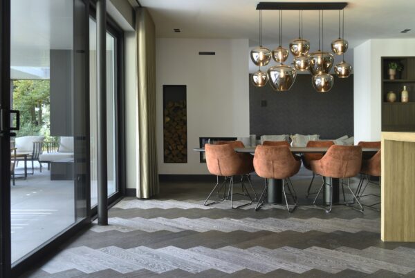 Houten vloer laten leggen, houten vloer, vloer laten leggen, vloeren leggen, parketvloer leggen, vloer kopen en laten leggen, De Paal Parket