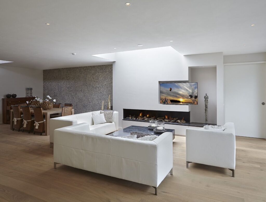 Licht eiken vloer, naturel eiken vloer, eikenhouten vloer, multiplank eiken, kleur houten vloer, plankbreedte eiken vloer, De Paal Parket