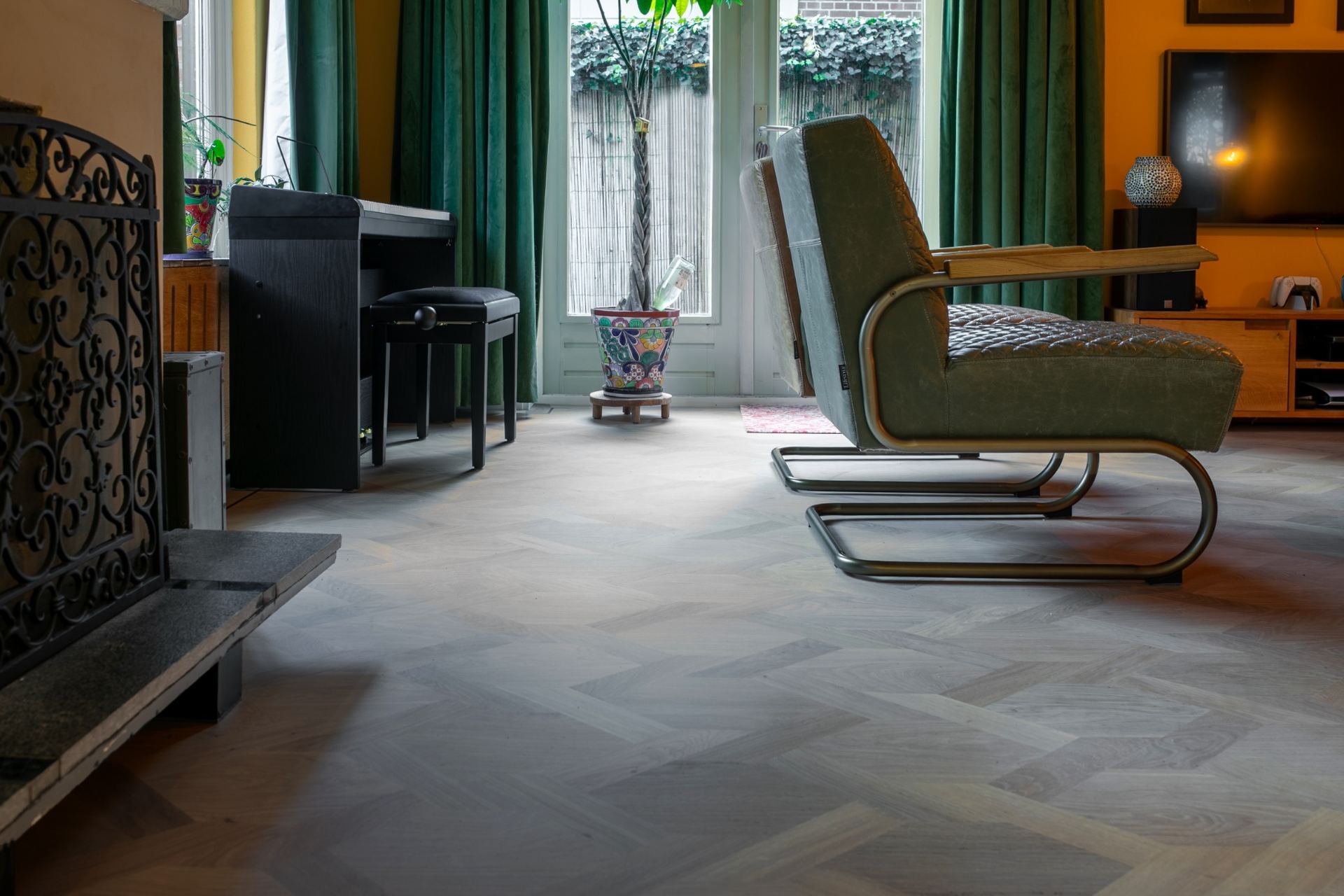 Licht eiken vloer, naturel eiken vloer, eikenhouten vloer, multiplank eiken, kleur houten vloer, plankbreedte eiken vloer, De Paal Parket