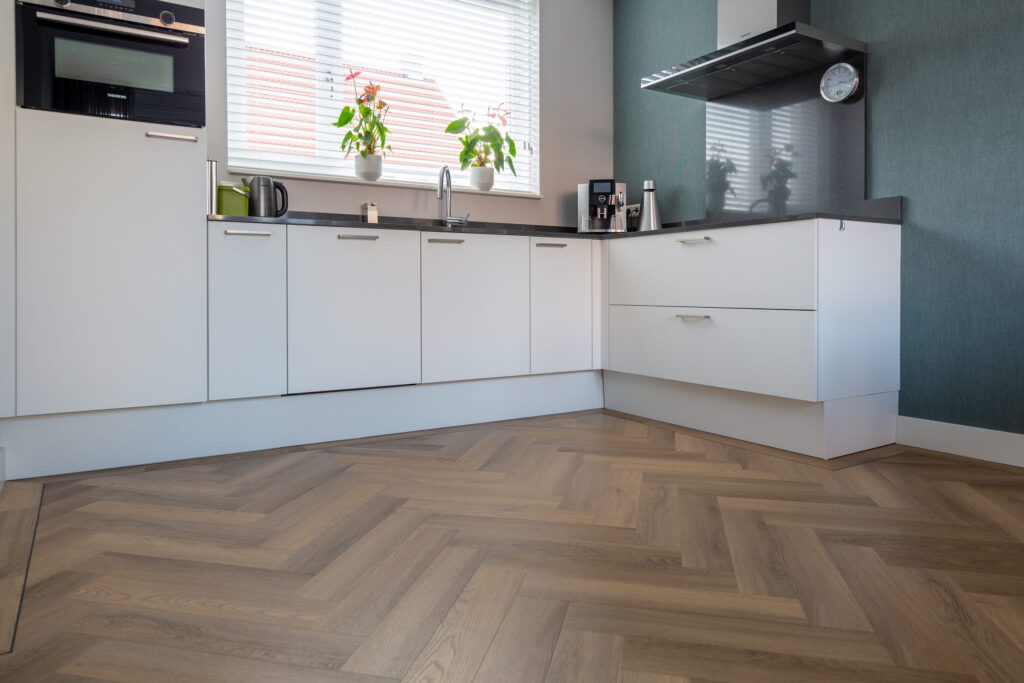PVC vloer houtlook, pvc houtlook vloer, pvc vloeren, pvc houtlook, pvc of houten vloer, De Paal Parket