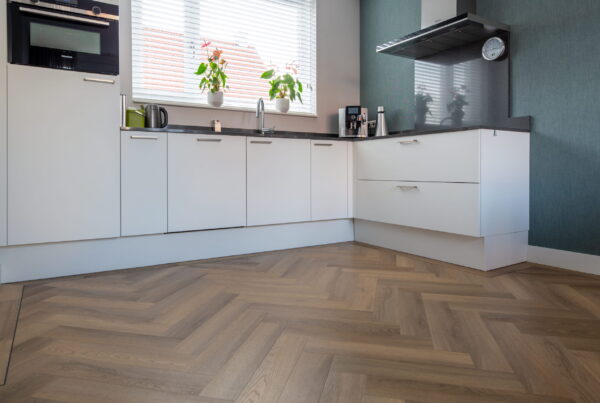 PVC vloer houtlook, pvc houtlook vloer, pvc vloeren, pvc houtlook, pvc of houten vloer, De Paal Parket